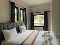 Baan klang suan at kantiang bay - B&B Ko Lanta