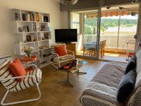 l'appart de la mer Sanary, confort absolu, tout à pied, port, plage, clim et garage privé - Chambres d'hôtes Sanary-sur-Mer