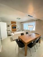 Espaço Com Vista Para O Mar Na Avenida Atlântica - B&B Camboriú