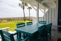 Oceanfront Home w Beach Walkway - B&B Fernandina Beach