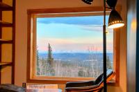 Scandi Aurora Villa - Private Sauna & Epic Views - B&B Fairbanks