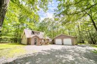1mi to Lake Wallenpaupack | Firepit | Pet Friendly - B&B Greentown