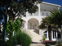 Apartments Rora - B&B