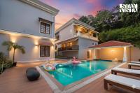 StayVista at Casa Verano with Pool, BBQ - Bed and Breakfast Solim