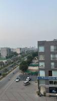 Luxury 1BHK Apartment with Eiffel View Bahria - Ferienwohnung Lahore