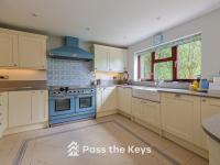 Pass the Keys Spacious Family Home - With Parking Garden - Chambres d'hôtes Maidenhead