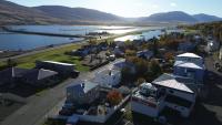 Modern and Spacious apartment in heart of Akureyri - Birta Rentals - Chambres d'hôtes Akureyri