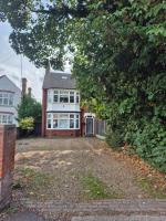 Luxury room's with ensuite and kitchen, parking in Slough Centre - B&B Slough