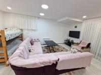 besac studio between city center and Minjoz Hospital - B&B Besanzone