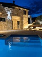 Luxury Villa Mare - Heated Pool & Sea View - B&B Vinišće