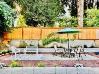 Studio Apartment 10 Minutes to SeaTac Airport 1 Minute Walk to Bus Station - Chambres d'hôtes Seattle