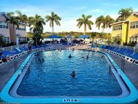 Barefoot Beach Resort in Indian Shores Minutes from Clearwater Beach - B&B Clearwater Beach