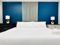 Quiet 1 Bedroom 1 Free Parking High Speed Wi-Fi - Bed and Breakfast Chicago