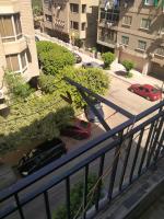 Fully furnitured apartment in Heliopolis 2 bedrooms 12 minutes away from cairo Airport - Chambres d'hôtes Le Caire