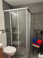 Estudio con balcón