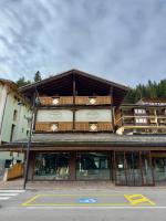 Quadrilocale Dolomiti - Bed and Breakfast Madonna di Campiglio
