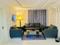1 Bhk apartment Netflix, comfy self check-in - Bed and Breakfast Lahore
