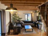 Maison deux chambres avec grand jardin - Bed and Breakfast Grésy-sur-Aix
