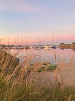 LOTOSS ex ice class Pilot ship - Chambres d’hôtes Engure