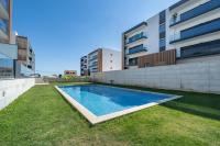Elegant Retreat with Pool & Terrace by HostWise - B&B Alvor
