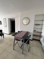 Depto MARAL 48 Monoambiente 2 personas a una cuadra del mar - B&B Mar del Plata