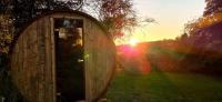 Logement insolite miroir dans la nature avec hottub et sauna - Chambres d’hôtes Ohey