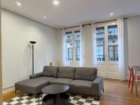 Ronda Bat - B&B Bilbao