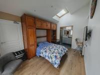 Suite avec parking 24h du mans - B&B Le Mans