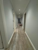 Modern Three-Bedroom Flat in Paddington - B&B London