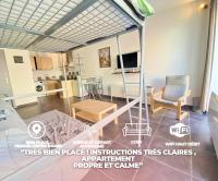 Bel Appartement Avec Parking à 2 pas et Climatisation - B&B Avignone