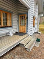 Atmospheric log cabin by the ski tracks - B&B Ylläsjärvi
