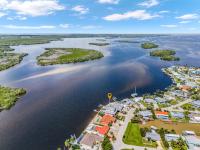 Kokopelli Villa - Matlacha waterfront close to Cap Coral - private home locally managed, fair & honest pricing - Chambres d'hôtes Matlacha