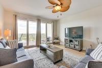 Comfy PCB Condo w/ View & Private Beach Access! - Bed and Breakfast Panama City Beach