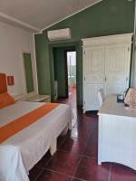 Deluxe Double or Twin Room with Garden View