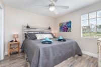 Stylish Retreat - Coastal1 - Bed and Breakfast Melbourne