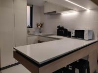 Vive Santiago al Maximo 1D1B en Metro Salvador - Chambres d’hôtes Santiago