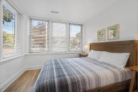 Pittsburgh Shadyside 1A Bright and Stylish Private Bedroom with Shared Bathroom - B&B Pittsburgh