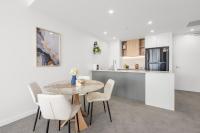 Stylish Woden 2BR, Near Hospital, CIT, Westfield - B&B Phillip