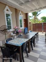 Quadruple Room with Private Bathroom