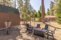 Dream Lake Cabin| Spa, EV Charger, Gated, by lake! - Chambres d'hôtes Big Bear Lake