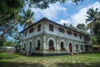 B&B Kochi - Lake County Heritage Home - Bed and Breakfast Kochi