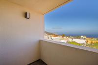 Modern Balcony House - Solarium Terrace - Parking - Chambres d’hôtes Arafo