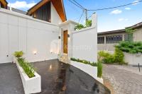 Kastara Villa by Kozystay - Canggu - B&B Taliwang