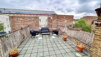 Lovely 3 bedroom maisonette with private roof terrace in Hammersmith - B&B London