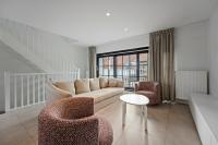 Newstreet10 - modern location in the heart of Knokke - Bed and Breakfast Knokke-Heist