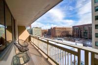 A Few Steps From Airport - Stylish Apt - Chambres d’hôtes Arlington