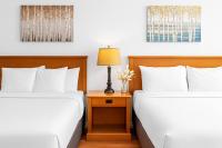 Mini Getaway with Mountain Views Near Banff - B&B Canmore