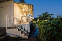 Santya Loka Lodge & Twin Waterfall - Ferienwohnung Jatiwala