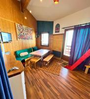 Reinne Blanche Grand by Alpstays - B&B Val Thorens