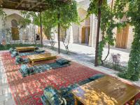 Marhaba boutique Madrasah 15th-16th century - B&B Bukhara
